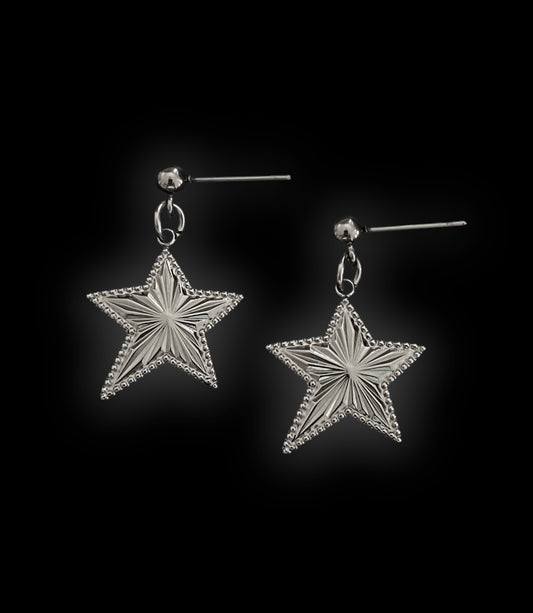 02 Distorted Star Stud Earrings